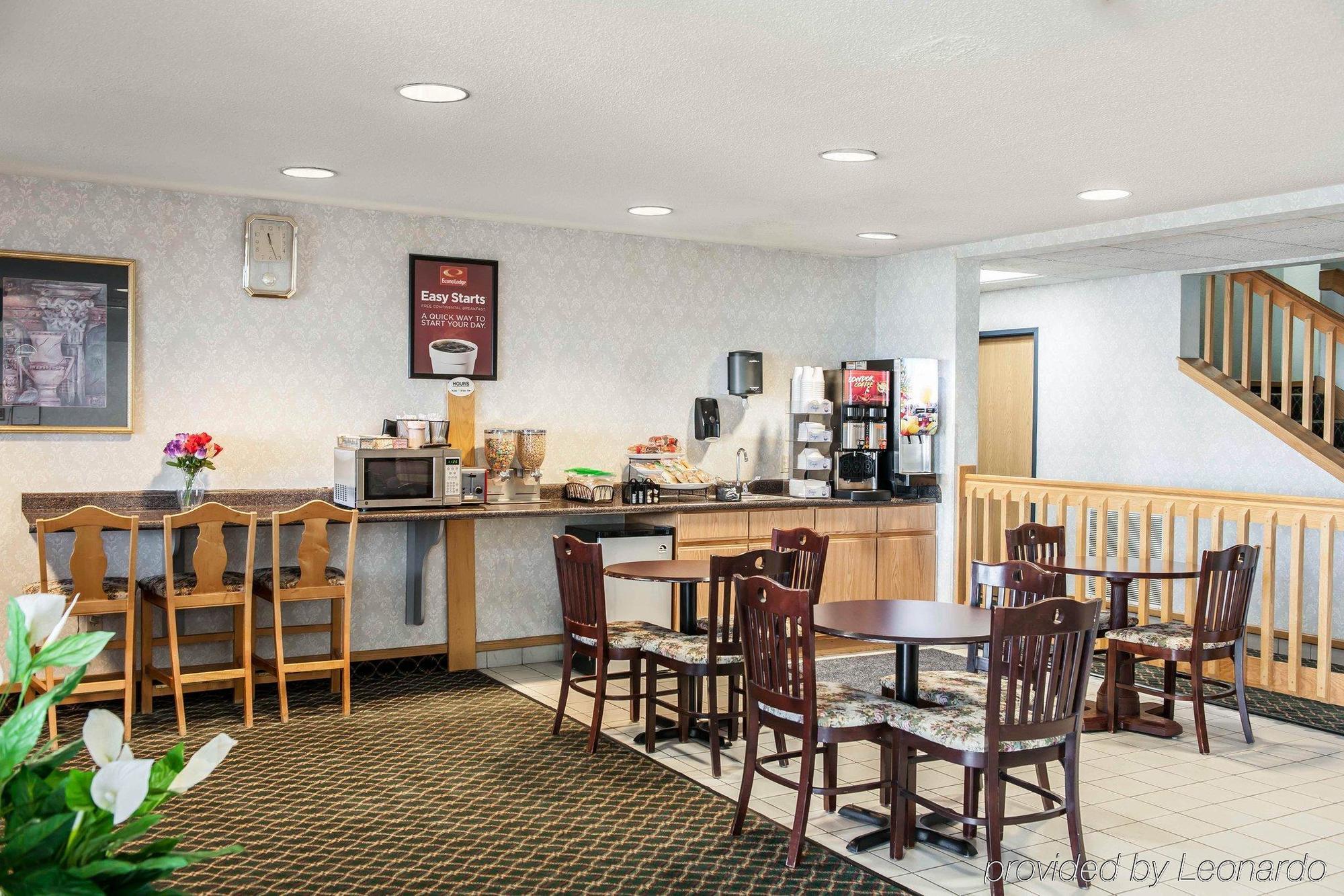 Econo Lodge West Lafayette Exterior photo