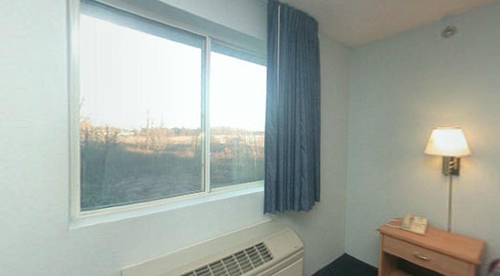 Econo Lodge West Lafayette Exterior photo