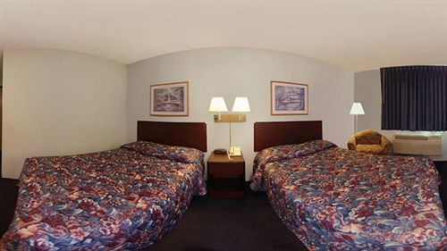 Econo Lodge West Lafayette Exterior photo